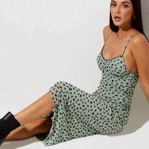 COTINA MIDI DRESS IN SAGE FLOWER BUDS BLACK FLOCK